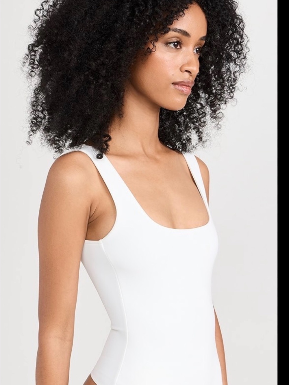 Good American NWT Scoop neck creme bodysuit thong size large